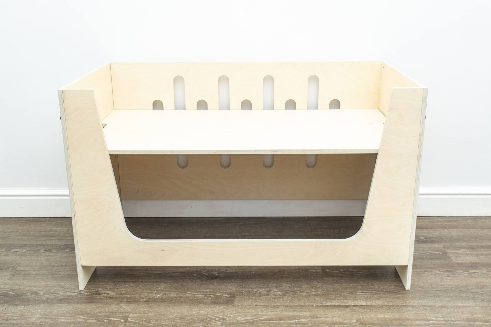 Moiks 3-In-1 in Desk Form Moiks 3-In-1 in Desk Form